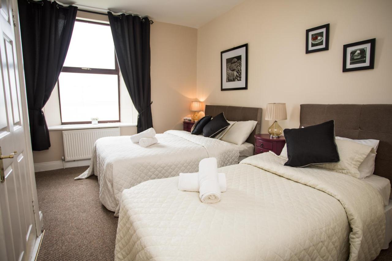 Coach House Lodge Rooms Lahinch Εξωτερικό φωτογραφία