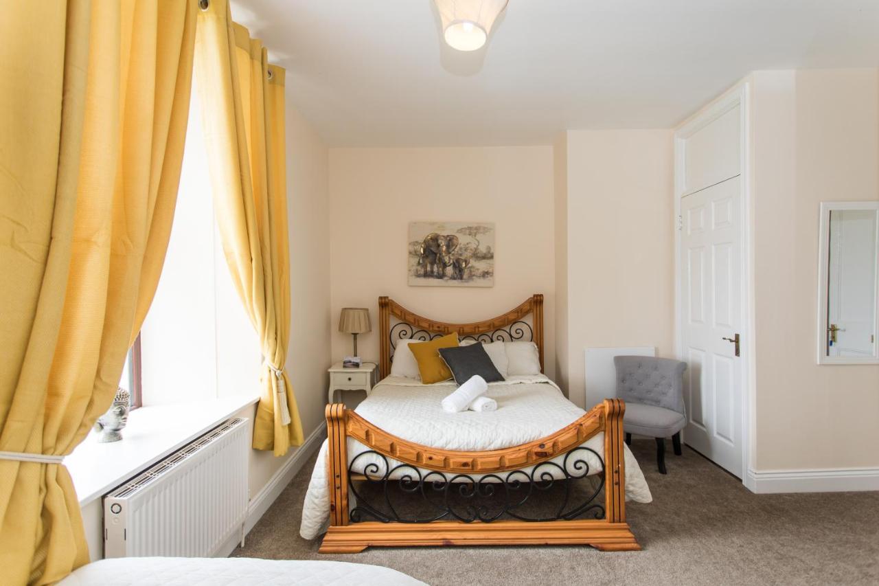 Coach House Lodge Rooms Lahinch Εξωτερικό φωτογραφία